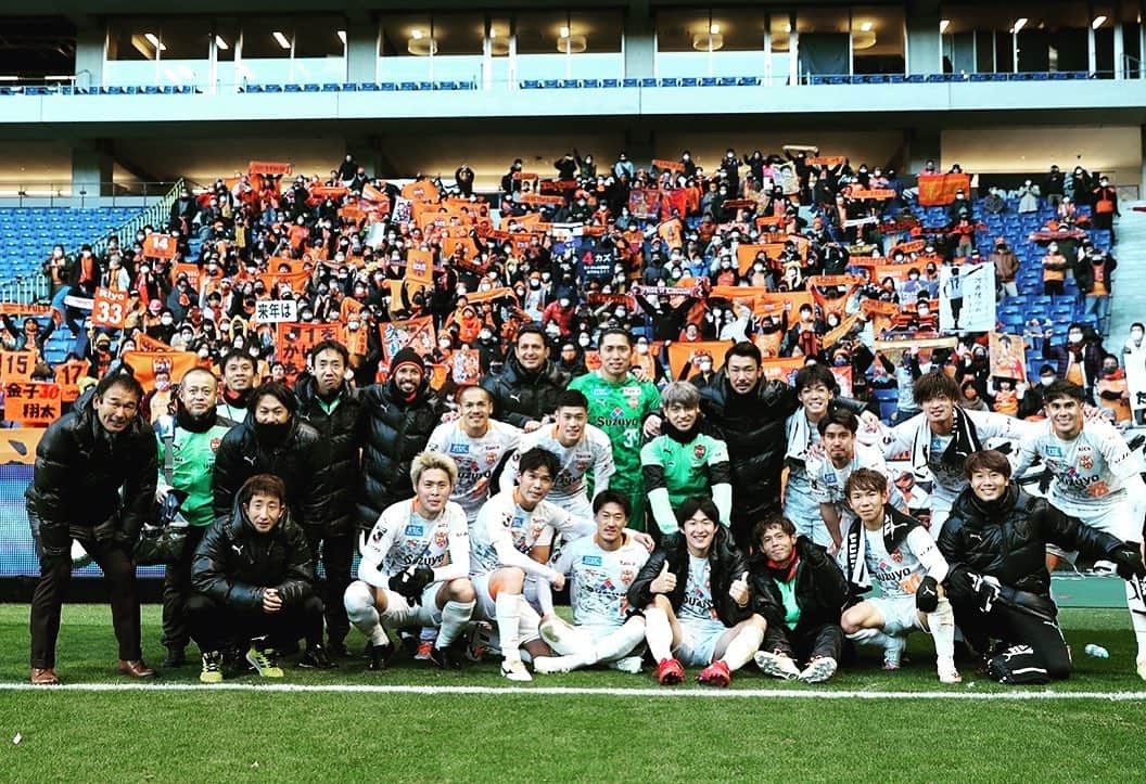 のインスタグラム：「来シーズンも清水エスパルスでプレーさせて頂くことになりました。 感謝の気持ちで一杯です。 エスパルスの為に精一杯頑張ります！ これからも応援よろしくお願いします。 #清水エスパルス #spulse」