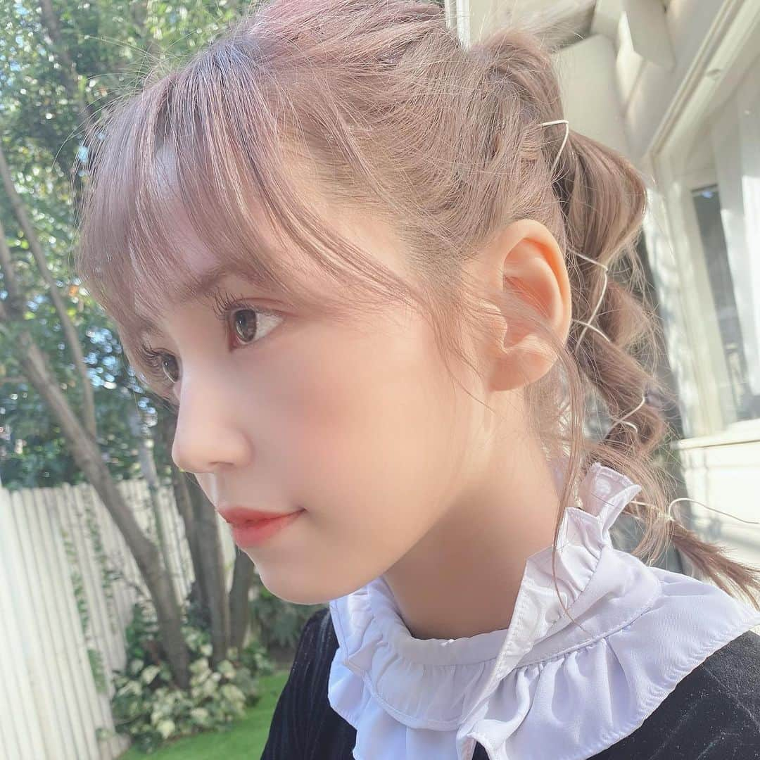 諸橋沙夏さんのインスタグラム写真 - (諸橋沙夏Instagram)「🍃🖤 ﻿ ﻿ 髪の毛可愛いでしょ。」12月30日 22時17分 - morohashi_sana