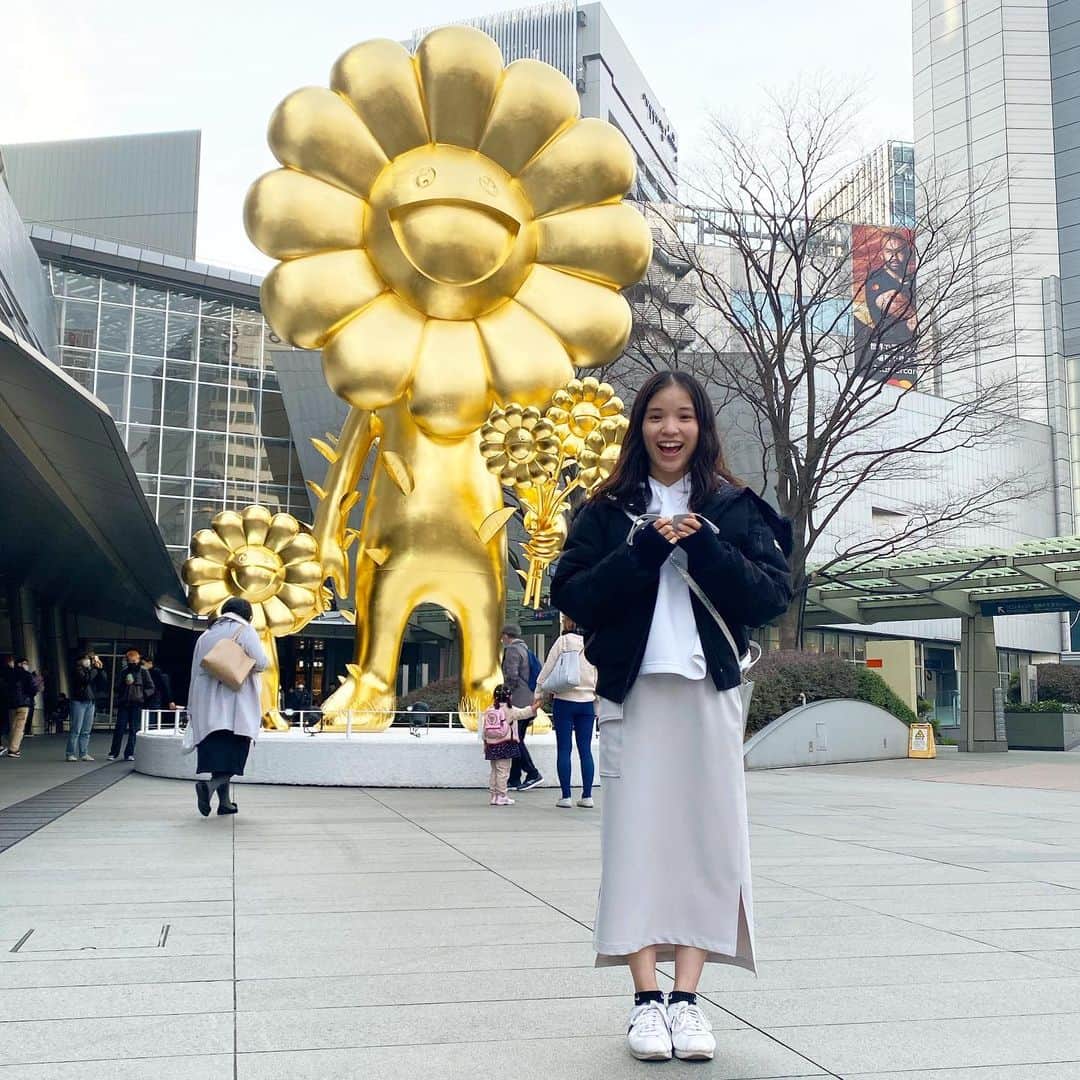 仮谷せいらのインスタグラム：「ニコニコニ😃 似てる？？」