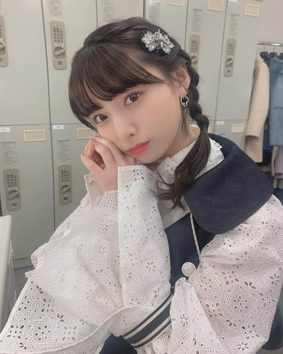 久保怜音さんのインスタグラム写真 - (久保怜音Instagram)「#レコ大 さん #akb48 #やっぱりAKBしか #オサレカンパニー さん #三つ編み #青春」12月30日 23時34分 - satone_kubo