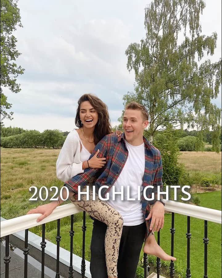 Diipa Büller-Khoslaのインスタグラム：「Last #DiipaStories of this year. Grateful for 2020 🤍 Ready for you, 2021. 🙏🏽」