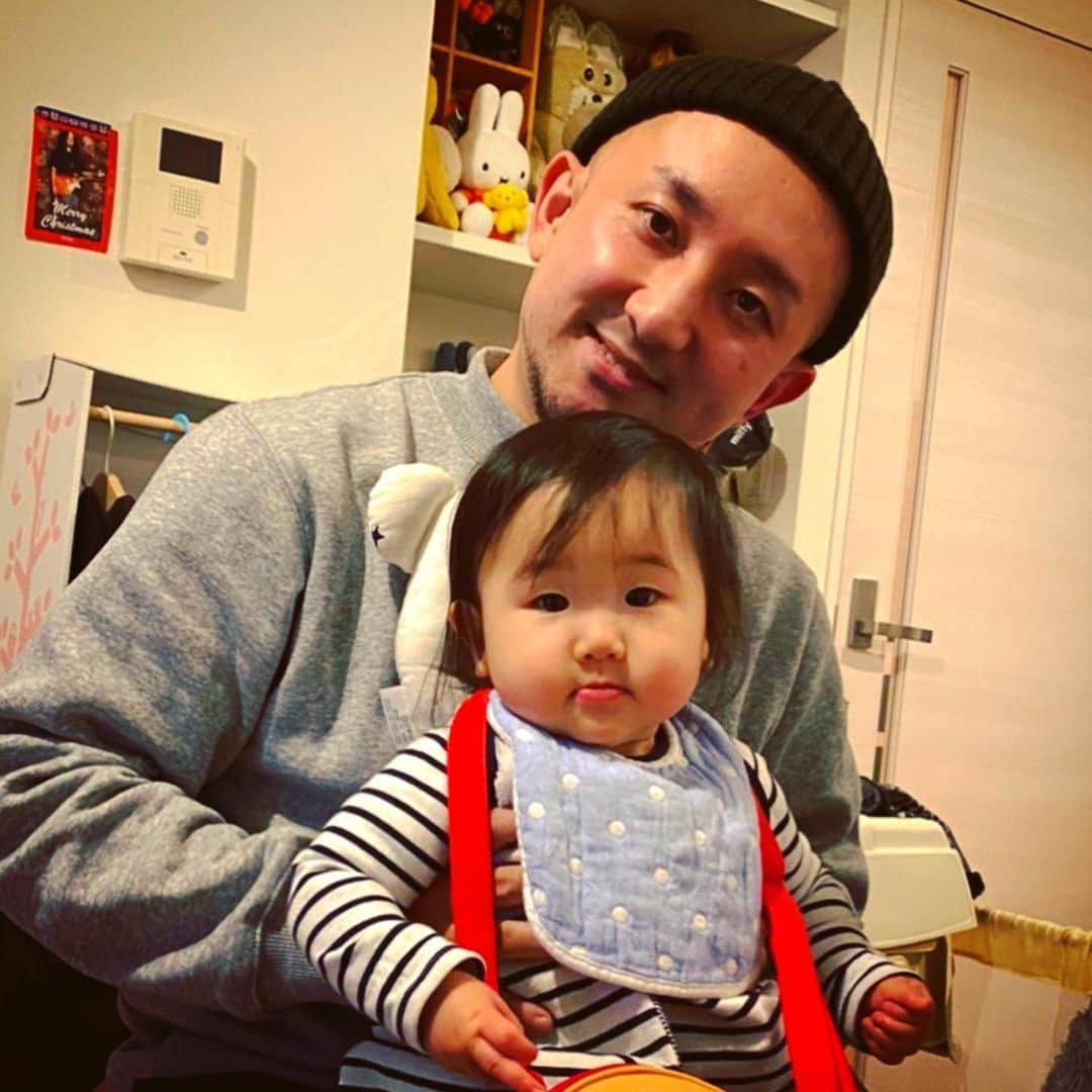 大岡源一郎のインスタグラム：「年末に癒されちゃった…。w . #はなよのむすめ #落ち武者は2年前」