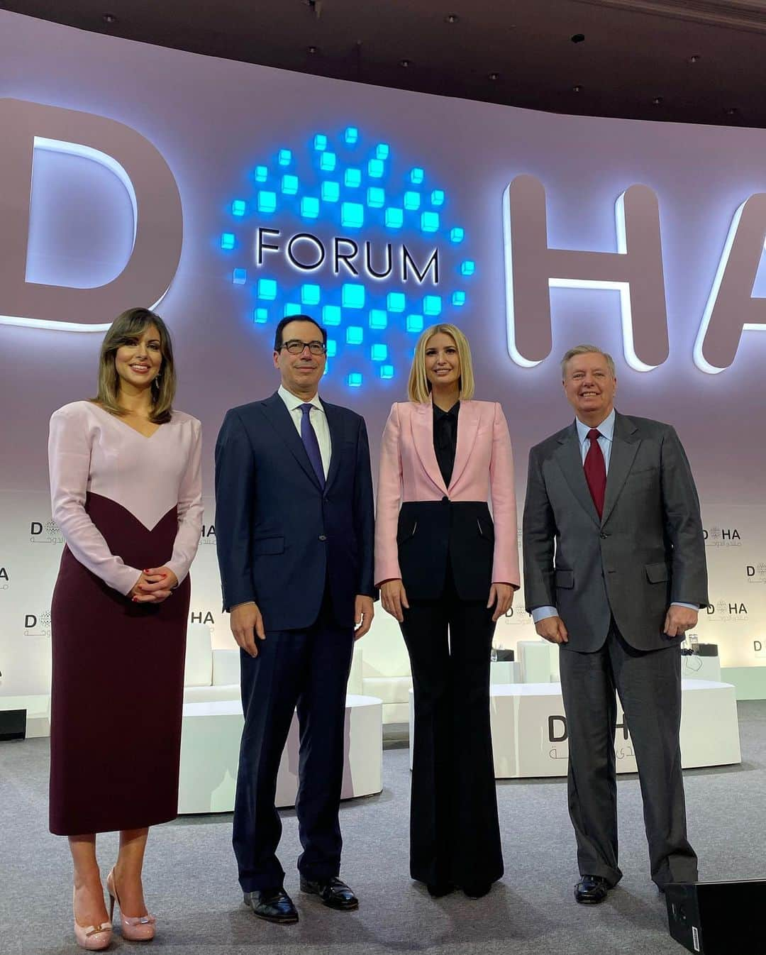 イヴァンカ・トランプさんのインスタグラム写真 - (イヴァンカ・トランプInstagram)「This time last year I was in Doha, Qatar along with @stevenmnuchin1, @lindseygrahamsc, @statedeptspox and Brian Hook where we spoke at the Doha Forum hosted by Sheikh Tamim bin Hamad Al Thani and visited our Nation’s heroes and their Qatari counterparts at Al Udeid Air Force Base.」12月31日 0時11分 - ivankatrump