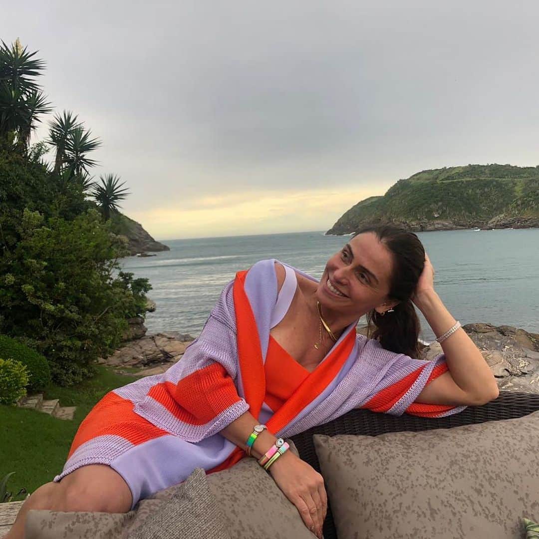 Giovanna Antonelliのインスタグラム：「🌈☮️💚🌈」