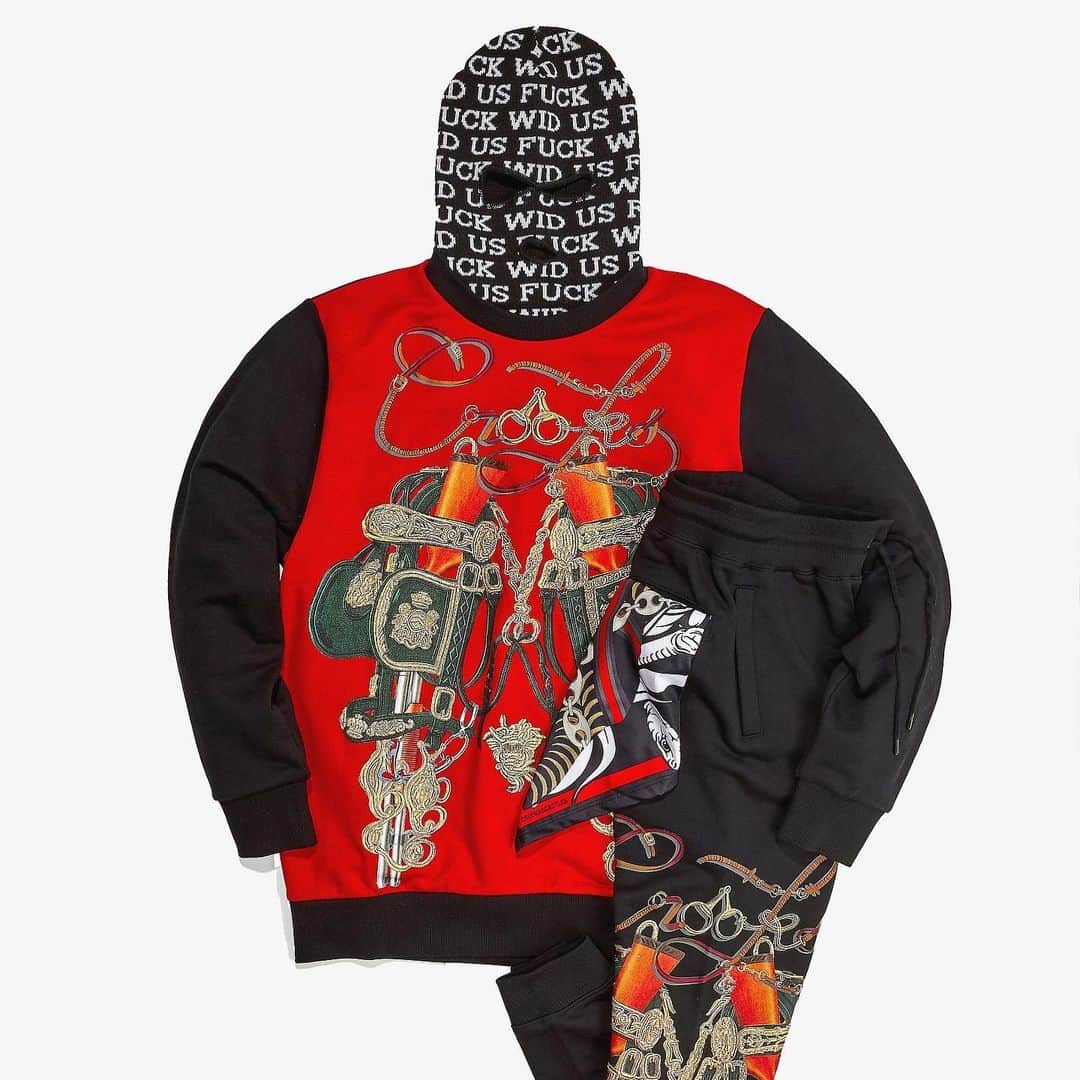 Crooks & Castlesのインスタグラム：「Stay extra warm this winter with our ski masks! Best paired with one of our Crew Neck Sweatshirts. Coming soon! #crooksncastles  #crooks #cstc #winterfashion」