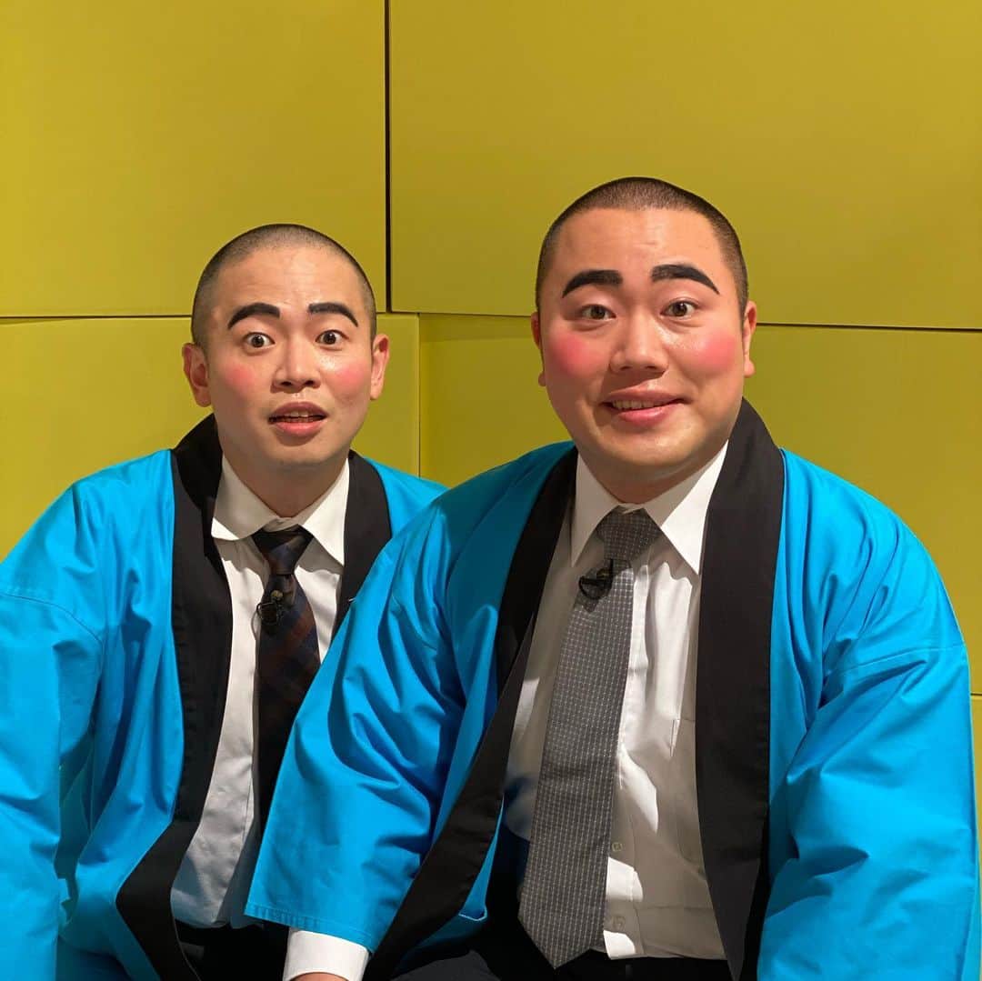 上田航平のインスタグラム：「コント納め。 #お助けコントット」