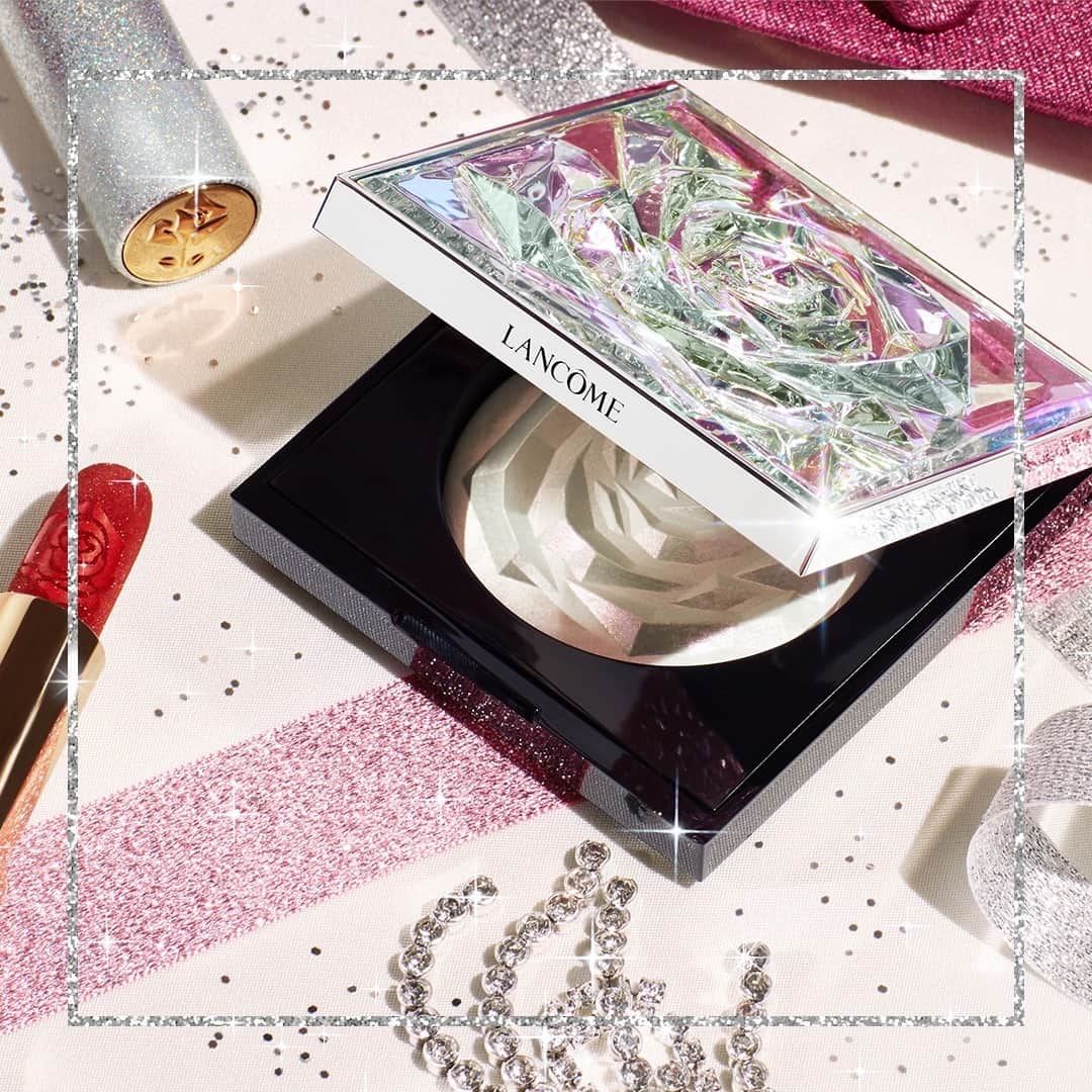 Lancôme Officialさんのインスタグラム写真 - (Lancôme OfficialInstagram)「Bring a little sparkle into your life with Lancôme’s Holiday makeup collection. #Lancome #LancomeHolidays」12月31日 1時58分 - lancomeofficial
