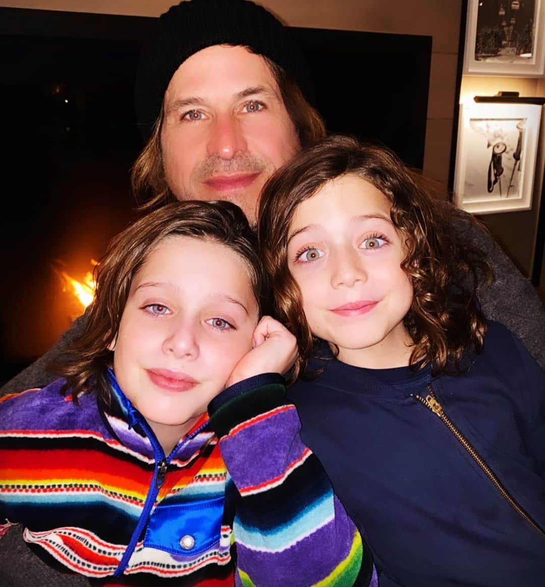のインスタグラム：「My whole heart ❤️..#allineed #lucky me 🙏🏻 #grateful XoRZ」