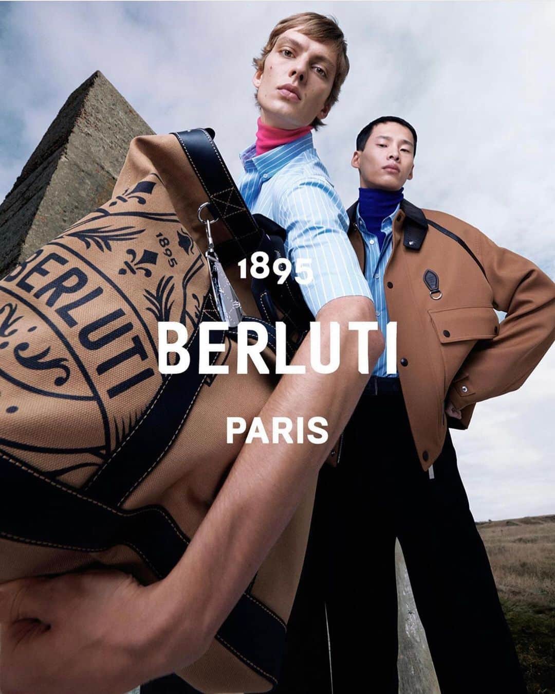 クリスヴァンアッシュのインスタグラム：「@BERLUTI SPRING ´21 CAMPAIGN SHOT BY @julienmartinezleclerc AND STYLED BY @mauricionardi  FEATURING @leondame AND @wang.chenming  ART DIRECTION @mmparisdotcom  MAKE UP @lynseyalexander  HAIR @anthonyturnerhair  CASTING @pg_dmcasting  #berluti #krisvanassche」