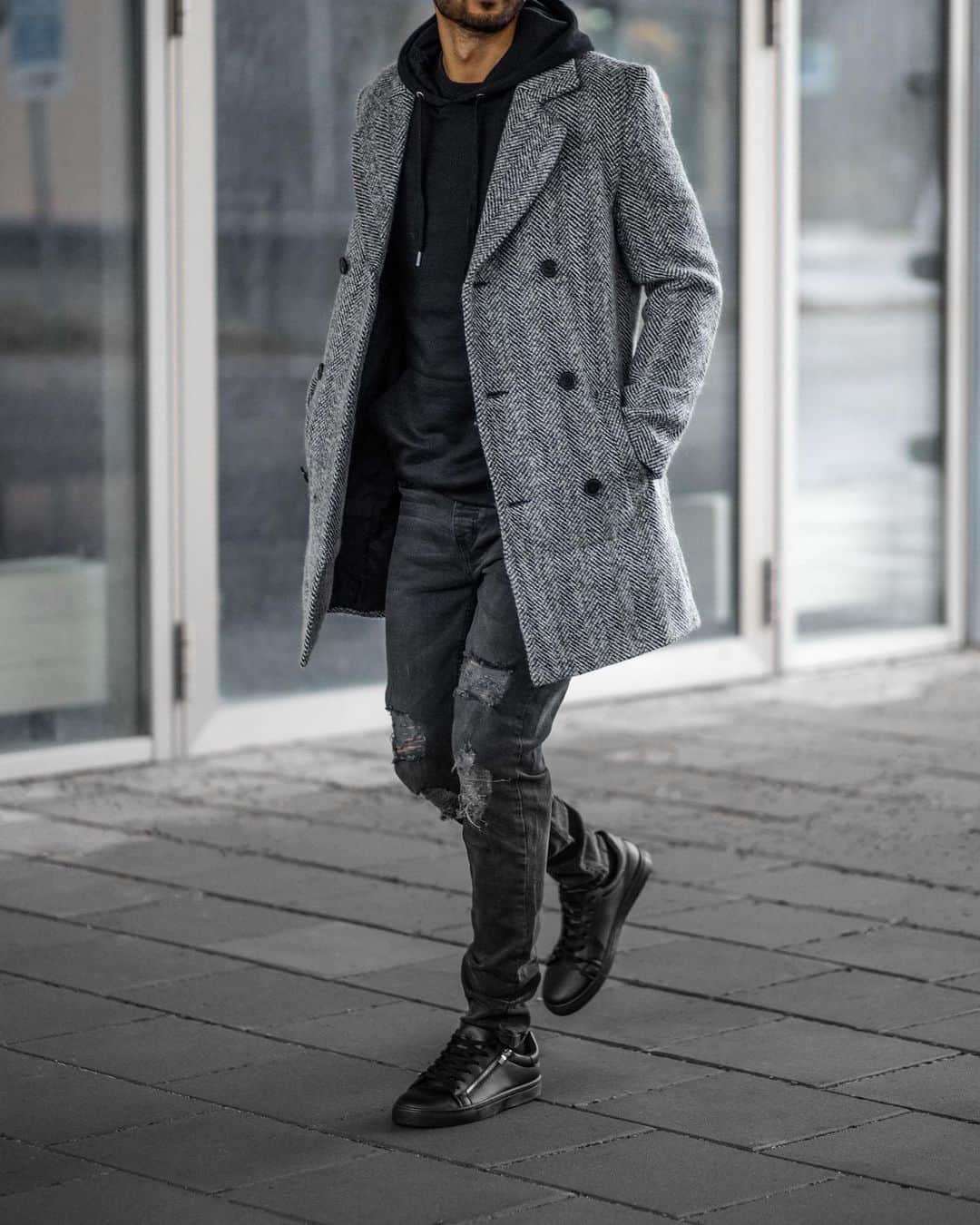 Men Withのインスタグラム：「#ad Great outfit from @boohoomanofficial 👌🏽  Tap the photo to shop!」
