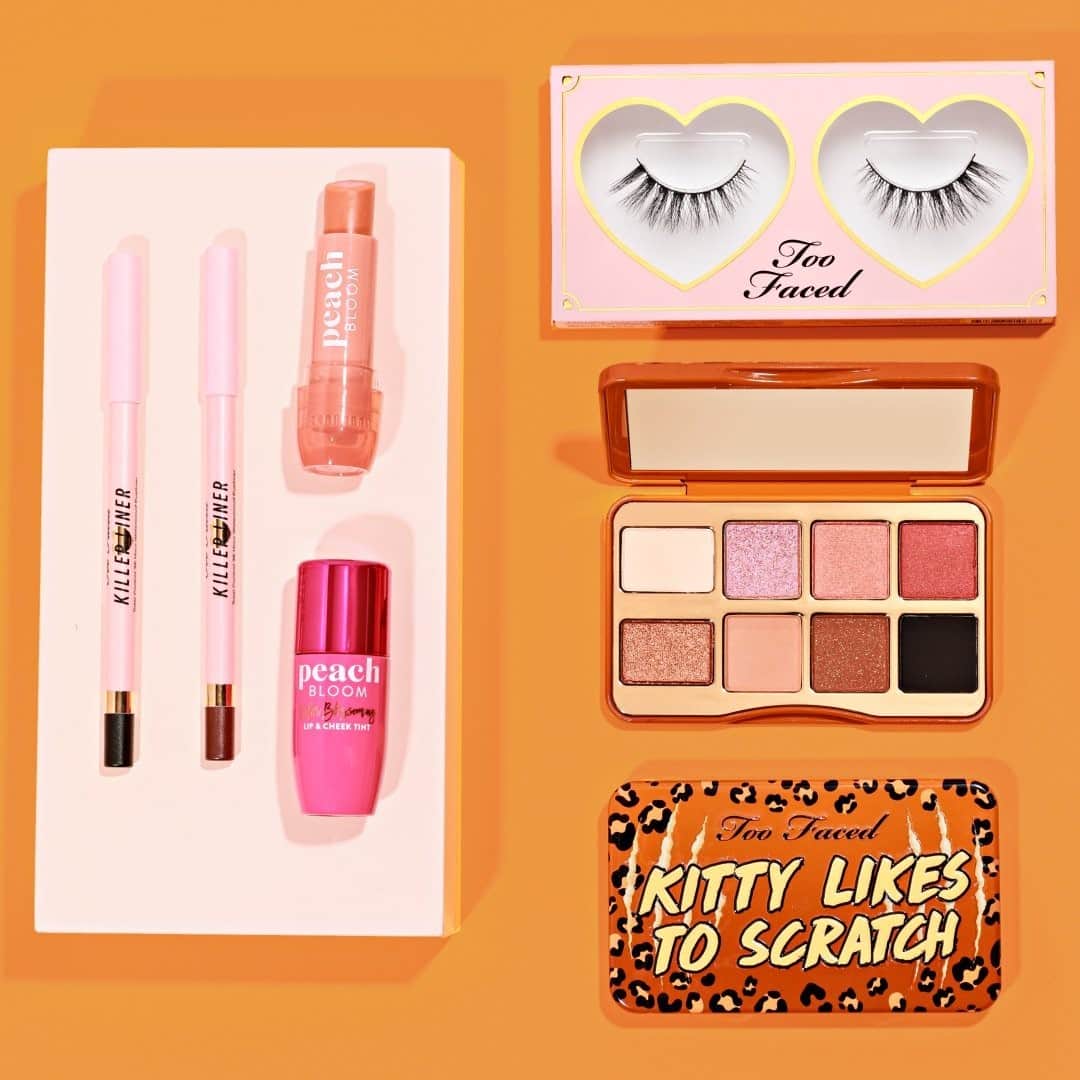 Too Facedのインスタグラム：「Trending Right Now: NEWNESS! 😍 Shop our NEW Kitty Likes To Scratch Palette, Killer Liners, Peach Bloom Lip Balms & Cheek Tints, and our Better Than Sex False Lashes on toofaced.com! #toofaced」