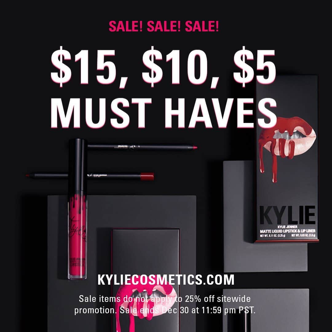 クリス・ジェンナーさんのインスタグラム写真 - (クリス・ジェンナーInstagram)「Kylie’s @kyliecosmetics 25% OFF SITEWIDE sale ends today!!! Shop @kyliejenner’s must-haves for $15, $10 and $5 on KYLIECOSMETICS.COM 💖」12月31日 4時05分 - krisjenner