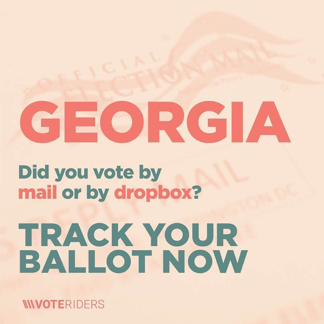 エイミー・シューマーさんのインスタグラム写真 - (エイミー・シューマーInstagram)「@thevoteriders  It’s ballot fixing season!   🍑 DM this post to all your cutie pies in Georgia 🍑  Make SURE your vote is counted!!!  It takes 15 seconds *max* to sign up for text alerts (#linkinbio) tracking your ballot 📱  If your ballot is NOT accepted, there is still time to fix it … and VoteRiders is here to help!  Call or text 844.338.8743! RIGHT. NOW.  #IDcheck」12月31日 4時27分 - amyschumer