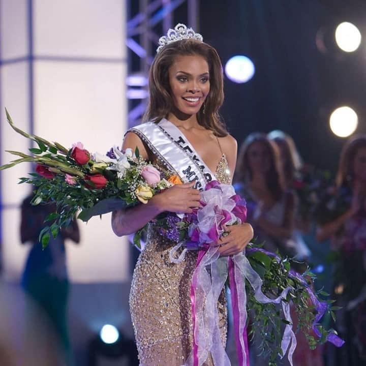 Good Morning Americaさんのインスタグラム写真 - (Good Morning AmericaInstagram)「EXCLUSIVE: Crystle Stewart takes on new leadership role for Miss USA, Miss Teen USA. Link in bio for all the details.」12月31日 4時32分 - goodmorningamerica