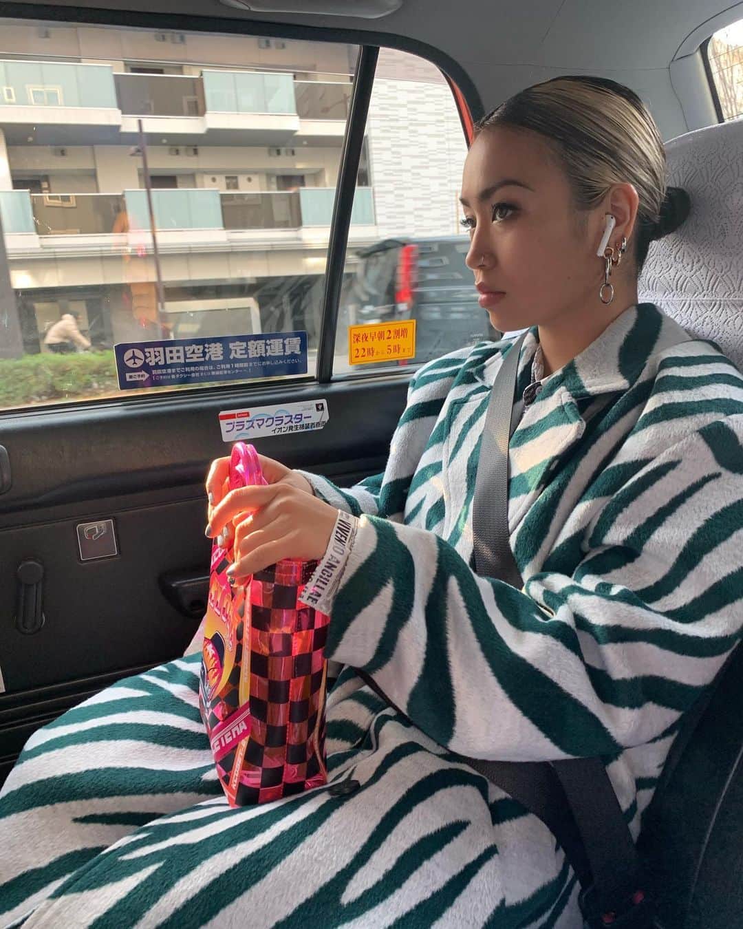 RIEHATAさんのインスタグラム写真 - (RIEHATAInstagram)「2020, i spent my whole year in JAPAN. 🇯🇵 first time in a long time.  Thank you TOKYO🗼🙏」12月31日 14時22分 - riehata