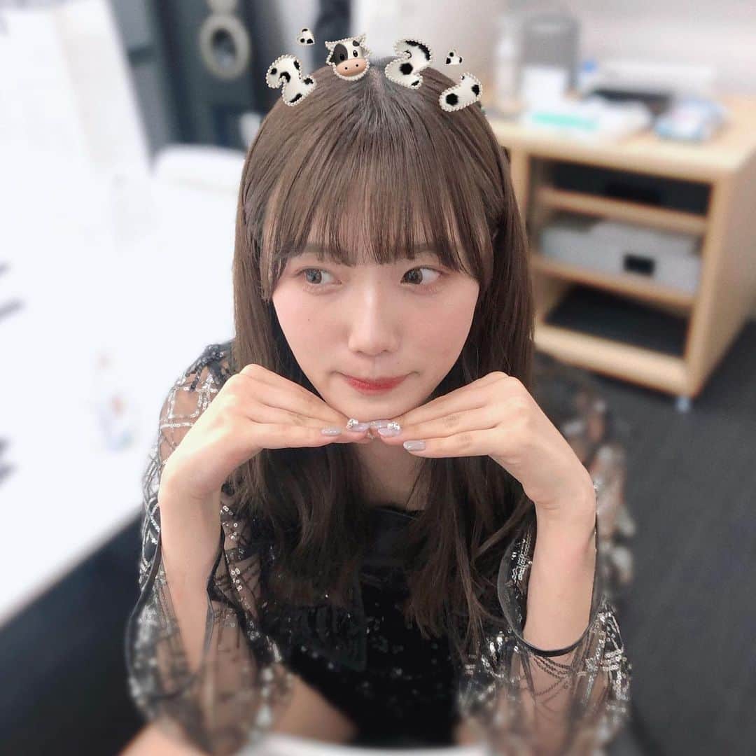 高嶋楓のインスタグラム：「2020おわっちゃう〜〜 ありがとうございました🎗 ここ何十年かで一番過ぎ去るのが早かった〜 信じてくれている人達の手は離したくないと改めて感じた一年だった〜 離さなあい来年はもっといい年になるよねハム太郎」