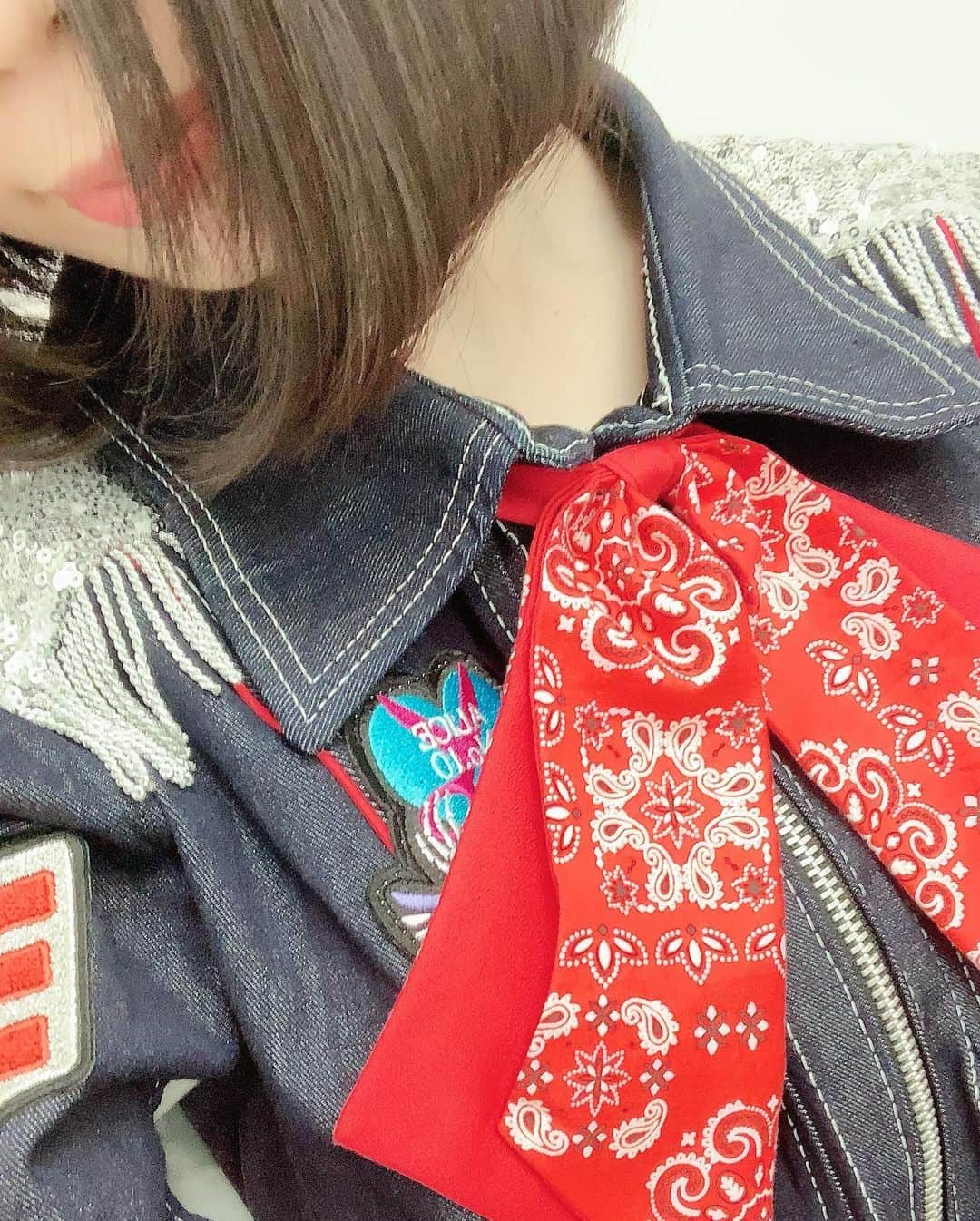 海月咲希さんのインスタグラム写真 - (海月咲希Instagram)「新衣装。ファンファーレ衣装。羽田衣装。結局どう呼んだらいいのかなぁ。 #仮面女子 #新衣装 #zepphaneda  #引きとアップ  #私は羽田衣装派 #みんなは何て呼んでるの」12月31日 14時51分 - saki_mitsuki