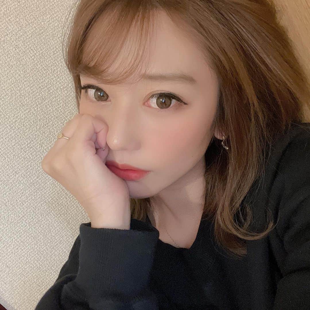 工藤紬のインスタグラム：「﻿ 1年の中で大晦日が1番好きな日💕﻿ 皆さん良いお年を〜☺️🎍﻿ ﻿」