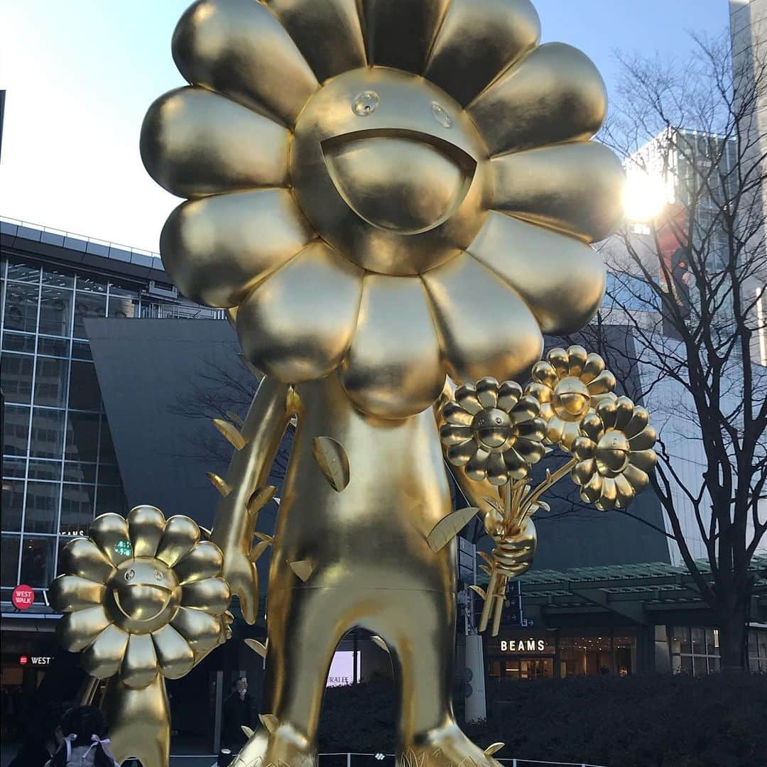 山ちゃんさんのインスタグラム写真 - (山ちゃんInstagram)「今年は色々楽しかった！ 来年は世界1取るからよろしくね！ マジで感謝！」12月31日 7時17分 - yamachan_66