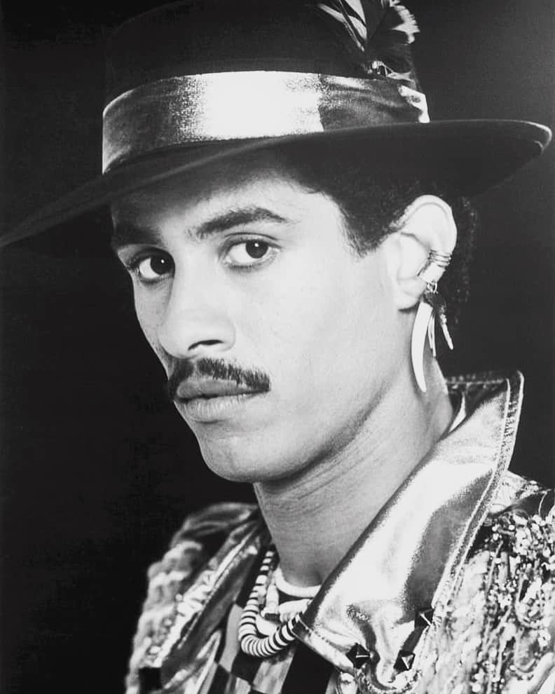 HI-Dさんのインスタグラム写真 - (HI-DInstagram)「もう会えないんですね。 もうはなせないんですね。 沢山言いたい事はあるけど今はやめておきます。 Rest in peace Adolfo "Shabba-Doo" Quinones ありがとうございました #RIP #RestinPeace #ShabbaDoo #adolfoquiñones #ozon #streetdancer #legend #dancer #originallockers #恩師 #アニキ」12月31日 7時35分 - hid_hideo_jp_suomi