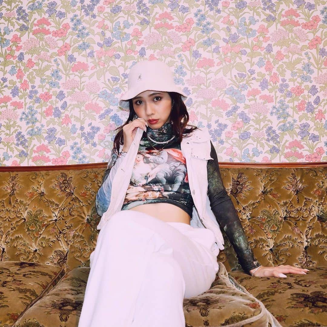 Kahonnaのインスタグラム：「🤍🤍🤍 @oto_girls 🤍🤍🤍」