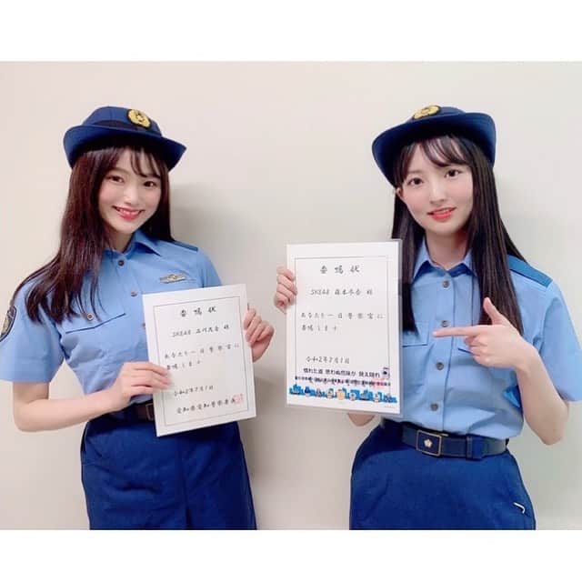 石川花音さんのインスタグラム写真 - (石川花音Instagram)「・﻿ 「2020年、振り返ってみた」﻿ ﻿ 1枚目_ 9期生が今日でお披露目からちょうど2年✌️﻿ ﻿ 2枚目_ 静岡エコパアリーナの中心でフラフープを回す﻿ ﻿ 3枚目_  リクエストアワー2020で9期生の曲「滑り台から」がランクイン🏆﻿ ﻿ 4枚目_ ゼロポジ生討論会﻿ ﻿ 5枚目_ 大学卒業🎓﻿ ﻿ 6枚目_ 一日警察官👮‍♀️﻿ ﻿ 7,8枚目_ 孤独なバレリーナでプリマドンナ🩰﻿ ﻿ 9枚目_ 昇格﻿ ﻿ 10枚目_ チームE﻿ ﻿ ﻿ この写真の他にも、公演の人数が6人や8人に変更されたり、横浜アリーナのステージが中止になったり、握手会がオンラインに変更されたり、今までの当たり前が大きく変わった年でもありました。﻿ ﻿ SNS開設したのも今年でしたね...☺️﻿ ほぼ家にいた気がしてた1年だけど、振り返るとこんなにもいろいろあったんだなぁ！(遠い昔に感じる)﻿ ﻿ 来年もよろしくお願いします🐮💗﻿ ﻿ #2020年 #2020年振り返り #アイドル #SKE48」12月31日 10時37分 - kyanonty1219