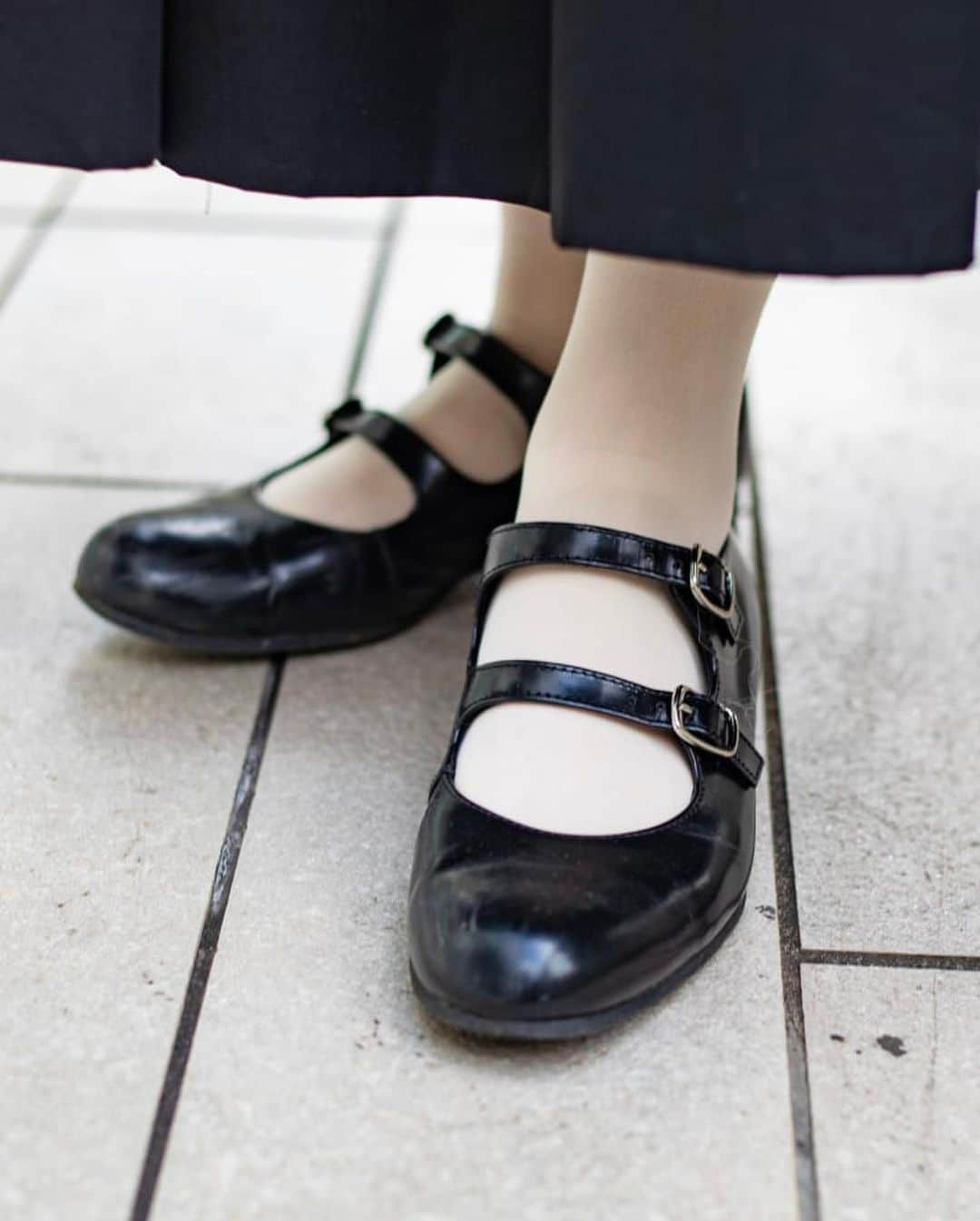 Fashionsnap.comさんのインスタグラム写真 - (Fashionsnap.comInstagram)「【スナップ】 Name: 漆畑 みなみ Age: 22 Occupation: モデル  Dress #MollyGoddard Bag #COACH Shoes #COMMEdesGARCONSGIRL Head accessories #SimoneRocha  Photo by @matsunagaitsuki  #スナップ_fs #fashionsnap #fashionsnapwo_women #snap #ファッションスナップ #streetsnap #ストリートスナップ #japan #tokyo #fashion #streetstyle #streetwear #streetscene #ストリートファッション #style #コーディネート #tokyofashion」12月31日 11時32分 - fashionsnapcom