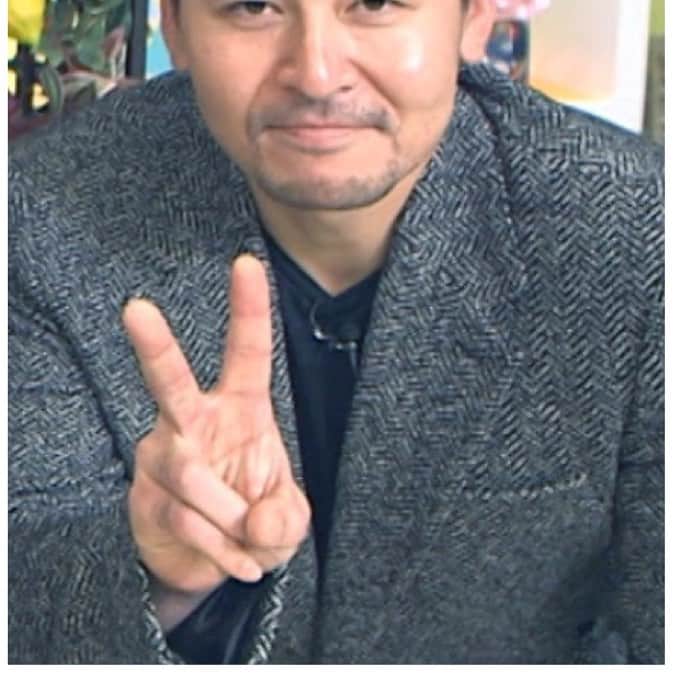 RCC中国放送「ＲＣＣスポーツ」のインスタグラム：「#新井さん家2 の見どころ①  いよいよ明日14:30放送！ 今回のゲストは松山・會澤・大瀬良・堂林・野間・森下各選手！！  會澤選手のトークと言えば、引退した石原さんについて。新井さんが質問することで、どんな化学反応が起こるのか！？  そして、會澤選手が自ら選ぶネクストブレイク選手とは？才能ある「あの若手」の名前を挙げました。チームの精神的支柱が、語る理由は大いに説得力アリ、です😉  #写真切れててすみません  #もうしばらくしたら事情がわかります #カープ #広島東洋カープ #veryカープ #カーチカチ」