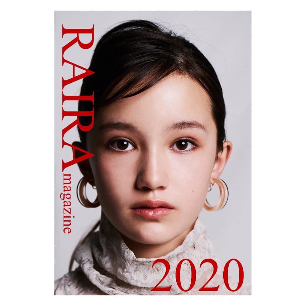 のインスタグラム：「#RAIRAmagazine .﻿ 2020年も残すところ あと数時間ですね👀  12月からスタートしたこのアカウントに、 いつもいいねやコメントをしていただき ありがとうございました😊  これからも、こんな写真が見たい！ というリクエストがあればコメントしてください✍️  それでは、良いお年を。  photographer: @tokiookada ﻿ Hair&Make: @shihosakamoto22 ﻿ stylist: @masumi_yakuzawa ﻿ direction: @ooze_gram﻿ ﻿ #山口らいら #RAIRAYAMAGUCHI﻿ #らいら #RAIRA ﻿ #lesprosentertainment ﻿ #レプロエンタテインメント　 #レプロ﻿ #モデル #ハーフモデル #大晦日　#良いお年を #2020 #インスタマガジン」