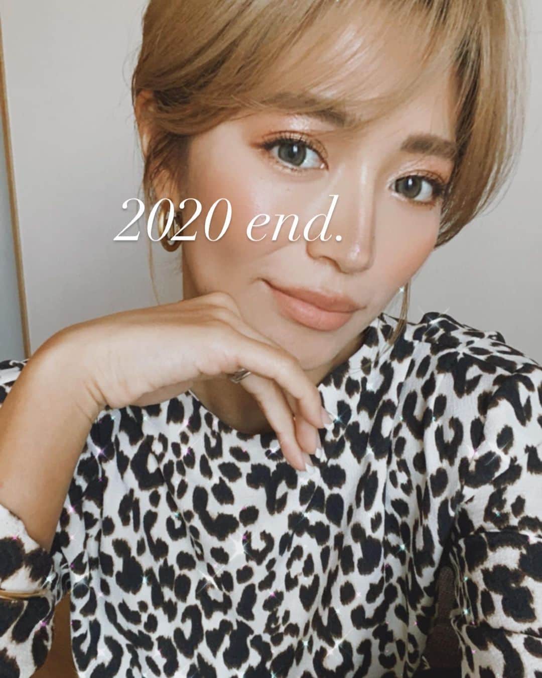 今井華さんのインスタグラム写真 - (今井華Instagram)「思いもよらぬ経験をした2020年 それでも大切な人たちは 変わらず側にいてくれて 変わらず笑顔で安心して過ごせた2020 ありがとうがたくさんの1年でした🌙 マイペースなInstagramにも お付き合い頂きありがとうございます🕊 まだまだ気は抜けませんが 皆様、良いお年をお迎えください❤︎ 2020.12.31」12月31日 12時31分 - imaihana