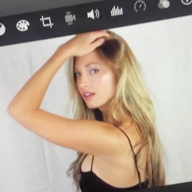 ブルック・バトラーのインスタグラム：「This is my job? #seriousactor? #auditons?」