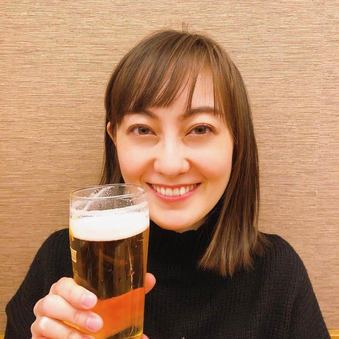 松山メアリのインスタグラム：「2020年もおつかれさまでした🐭 みなさま、良いお年をお迎えください🐮」