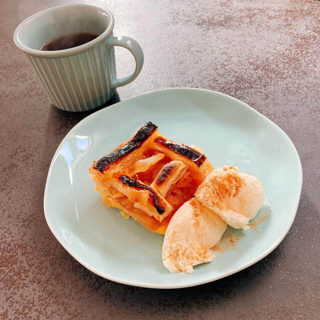 森川夕貴さんのインスタグラム写真 - (森川夕貴Instagram)「**** Home made apple pie...   #applepie #teatime #apple #Icecream」12月31日 13時45分 - yuuki.morikawa_ex