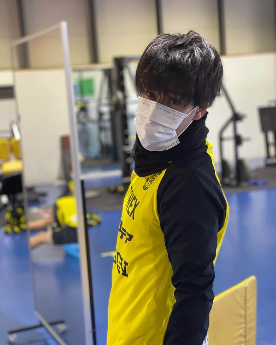 山下達也さんのインスタグラム写真 - (山下達也Instagram)「大晦日もみっちり練習。  しっかり良い準備しよう。  #携帯変えて画質がいい #みんなで良い準備 #今日もボスに吠えられました #ピリピリ #みんなで獲ろう #柏レイソル #50 #良いお年を」12月31日 13時46分 - yamagozero