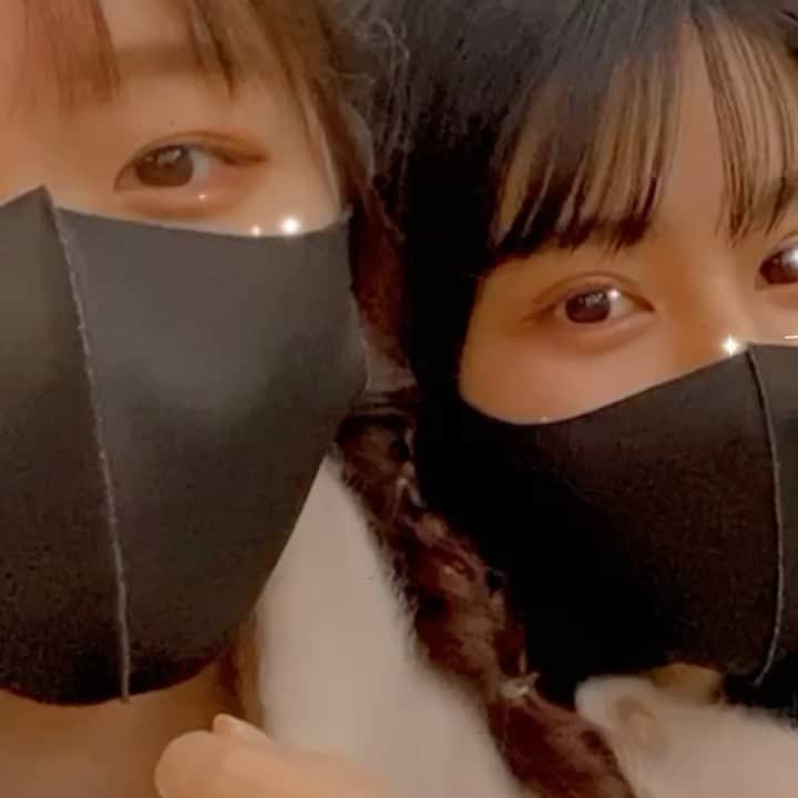 のインスタグラム：「私が今年最後に会った友達☺️☺️☺️」