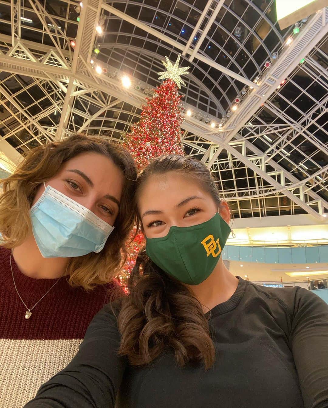 のインスタグラム：「Took big cuz on a mini holiday vacation last night✨♥️」