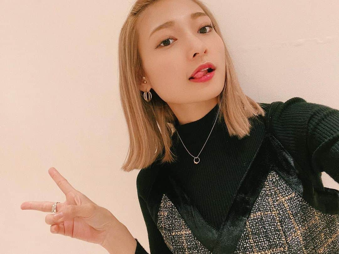 滝口成美のインスタグラム：「Happy New Year🎍2021  去年は当たり前だと思っていた事が 当たり前ではないんだと沢山大切な事に 気付かされた一年になりました。 新しい環境に飛び込んで色んな事に チャレンジした年でもありました 今年もマイペースではありますが 良い年にしていこうと思います💫 宜しくお願いします✨  #2021  #happynewyear」