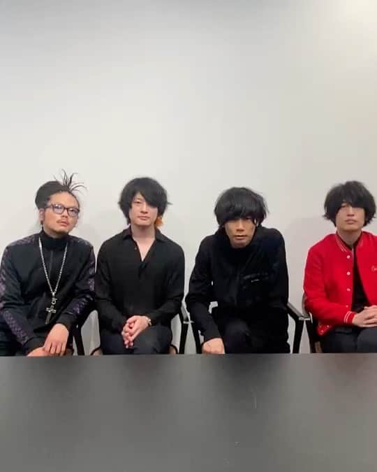 のインスタグラム：「あけましておめでとうございます。 2021年もよろしくお願いします。  #Alexandros #HappyNewYear2021 #新年早々盛りだくさん」