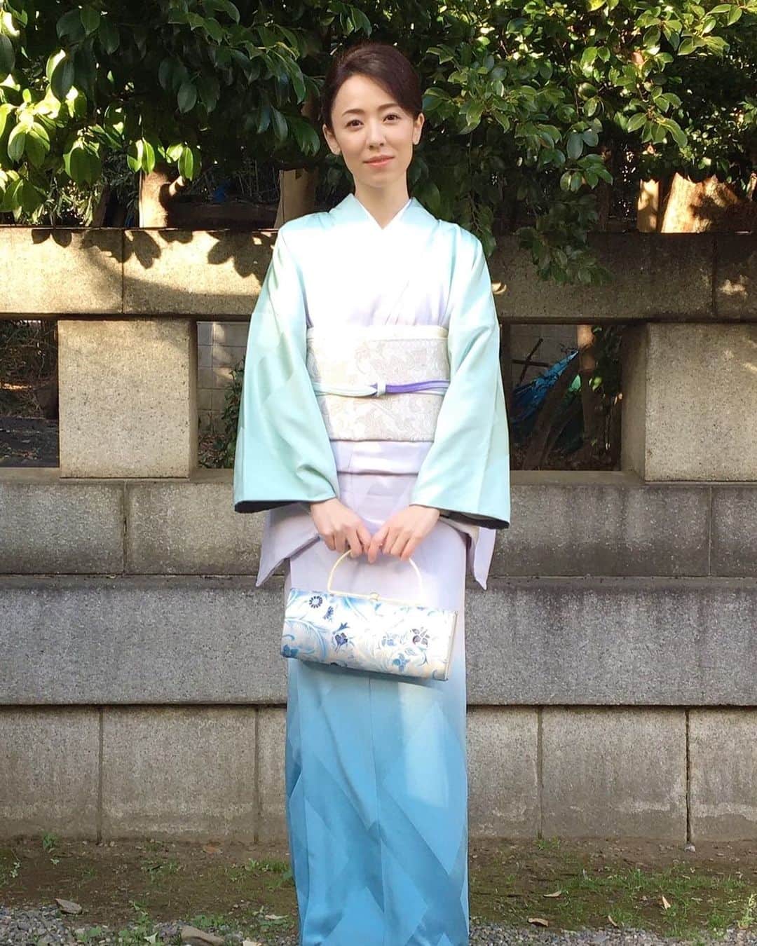 丸田佳奈のインスタグラム：「あけましておめでとうございます。 本年もよろしくお願い致します。  丸田佳奈  #謹賀新年 #賀正 #迎春 #あけましておめでとうございます #2021年 #令和3年 #元旦」