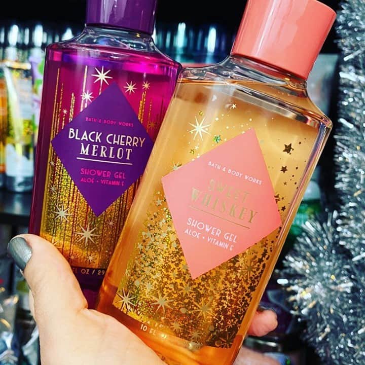 Bath & Body Worksさんのインスタグラム写真 - (Bath & Body WorksInstagram)「You can only pick 1... which fragrance is your pick for a New Year's Eve in? 🥂🎆」1月1日 0時03分 - bathandbodyworks