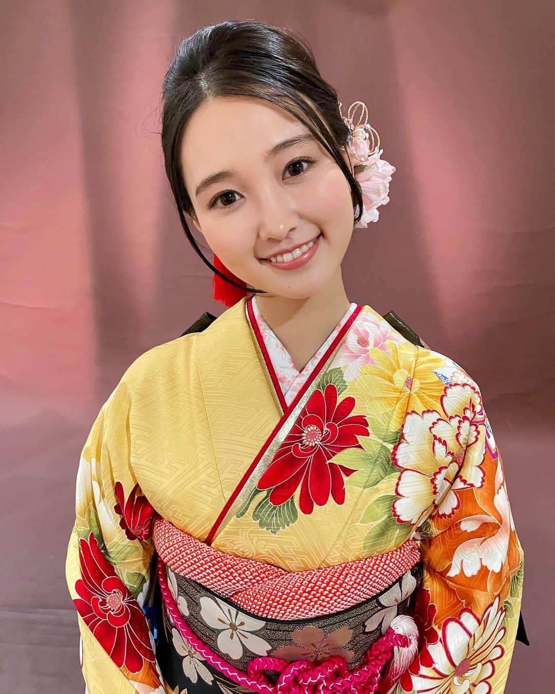 前川歌音のインスタグラム：「明けましておめでとうございます 今年も宜しくお願い致します」