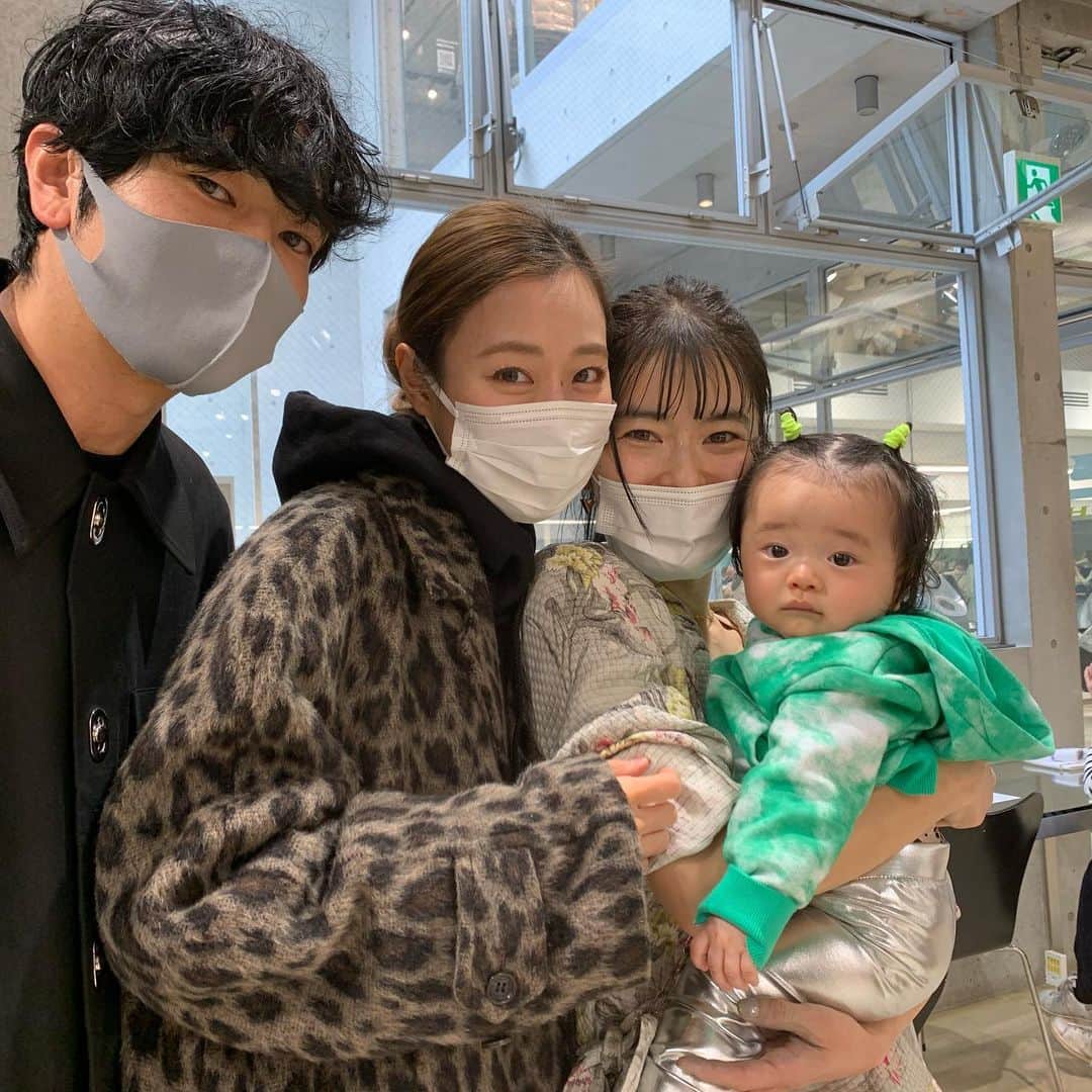 漆川由佳のインスタグラム：「金子さん🌹✨お疲れ様でした🙏🏻💕優しくて美しくてカッコ良くてあったかい金子さんが大好きです💖💖💖たくさんお世話になりました🙇🏻‍♀️✨ 独立おめでとうございます㊗️㊗️㊗️✨ サチにも久々会えて嬉しかった⭐️」
