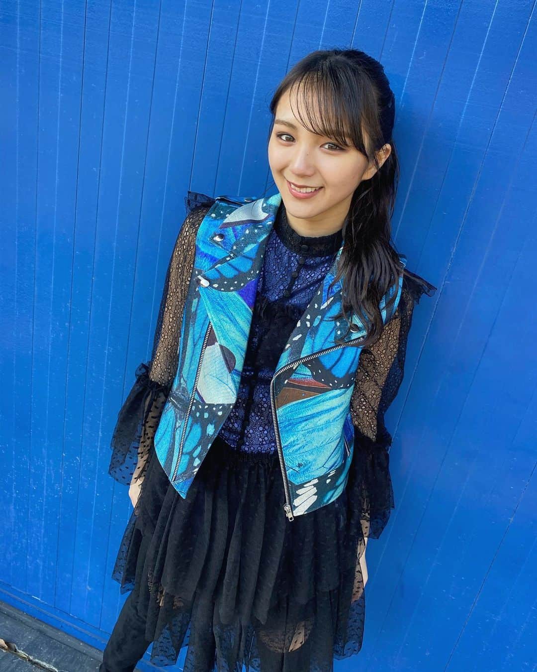 愛来さんのインスタグラム写真 - (愛来Instagram)「︎︎☁︎︎  あけましておめでとうございます🎍✨  2021年笑顔で溢れる1年になりますように。😌  今年もよろしくお願いします！」1月1日 0時22分 - amefurasshi_aira_official_