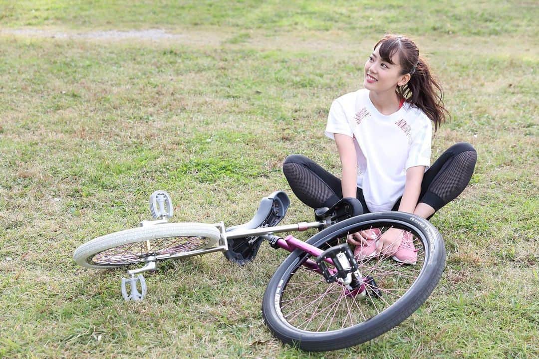 のインスタグラム：「・ ・ ・ あけましておめでとうございます🎍 2021年もよろしくお願いします🤲 ・ 今年はインスタも定期的に更新頑張るぞ💪笑 ・ ・ #あけましておめでとうございます  #happynewyear2021  #うしどし🐮」