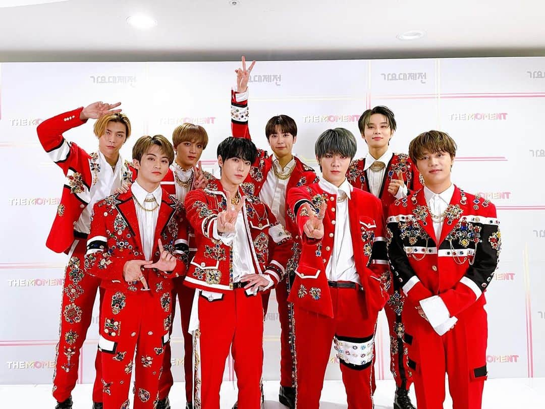 NCTさんのインスタグラム写真 - (NCTInstagram)「💚#NCT127💚  #NCT #HAPPYNEWYEAR #HAPPYNEWYEAR2021 #해피뉴이어 #가요대제전」1月1日 0時47分 - nct