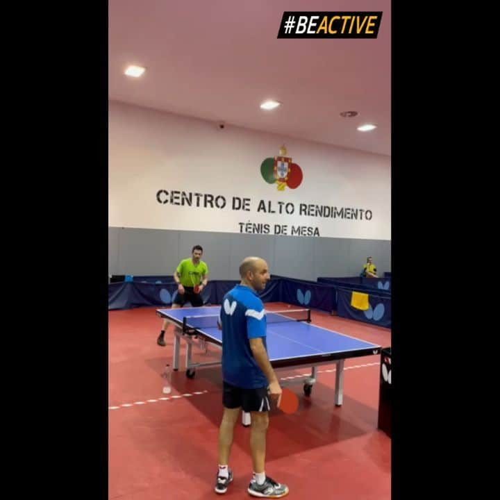 ジョアン・モンテイロのインスタグラム：「Eu e o @xiko.santos já fizemos exercício hoje, e tu? Filma os teus vídeos e participa nesta campanha #BEACTIVE!  Basta partilhares nas tuas redes e colocares #BEACTIVE na legenda, identificando o @beactiveportugal e @ipdj_ip  #BEACTIVE, em qualquer Lugar, em qualquer Momento, sempre em Segurança!」