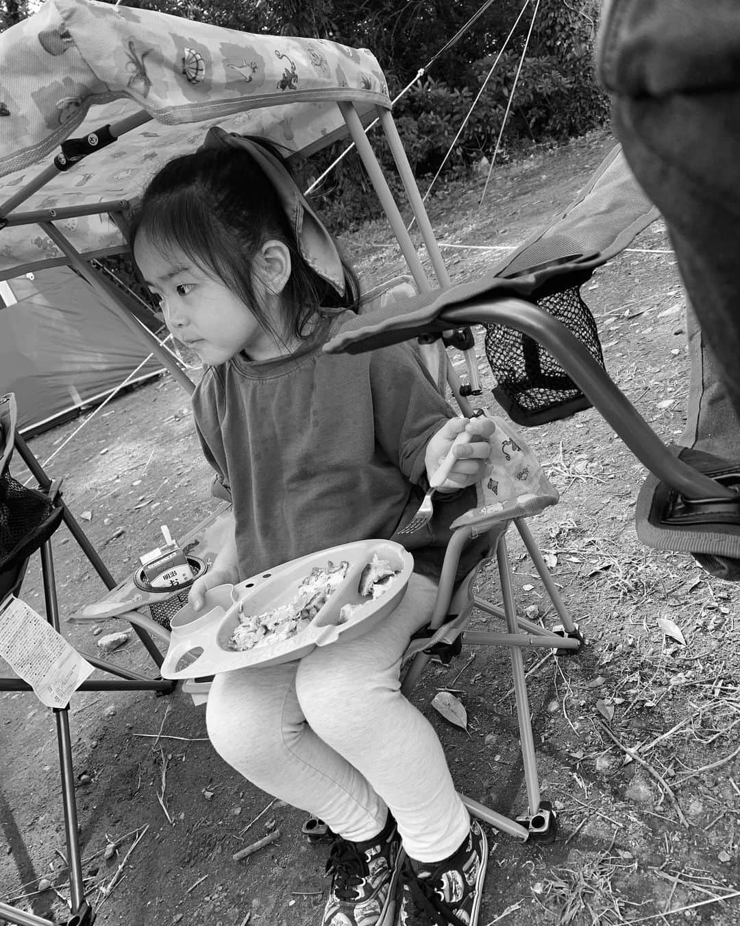 小田切恵子さんのインスタグラム写真 - (小田切恵子Instagram)「2020年もあと僅か。 載せようと思っていて完全にタイミングを逃した投稿👐🏽 初めてのキャンプ🏕  コロナ禍での怒涛の一年。 思い通りにはいかない2020だったけれど 2021は明るく前を向いていけますように… 良い年をお迎えください🎍  #2020 #今年一年お世話になりました #来年もいろいろありますきっと #来年こそはキャンパーに #camp #キャンプ」12月31日 16時22分 - keikoodagiri101