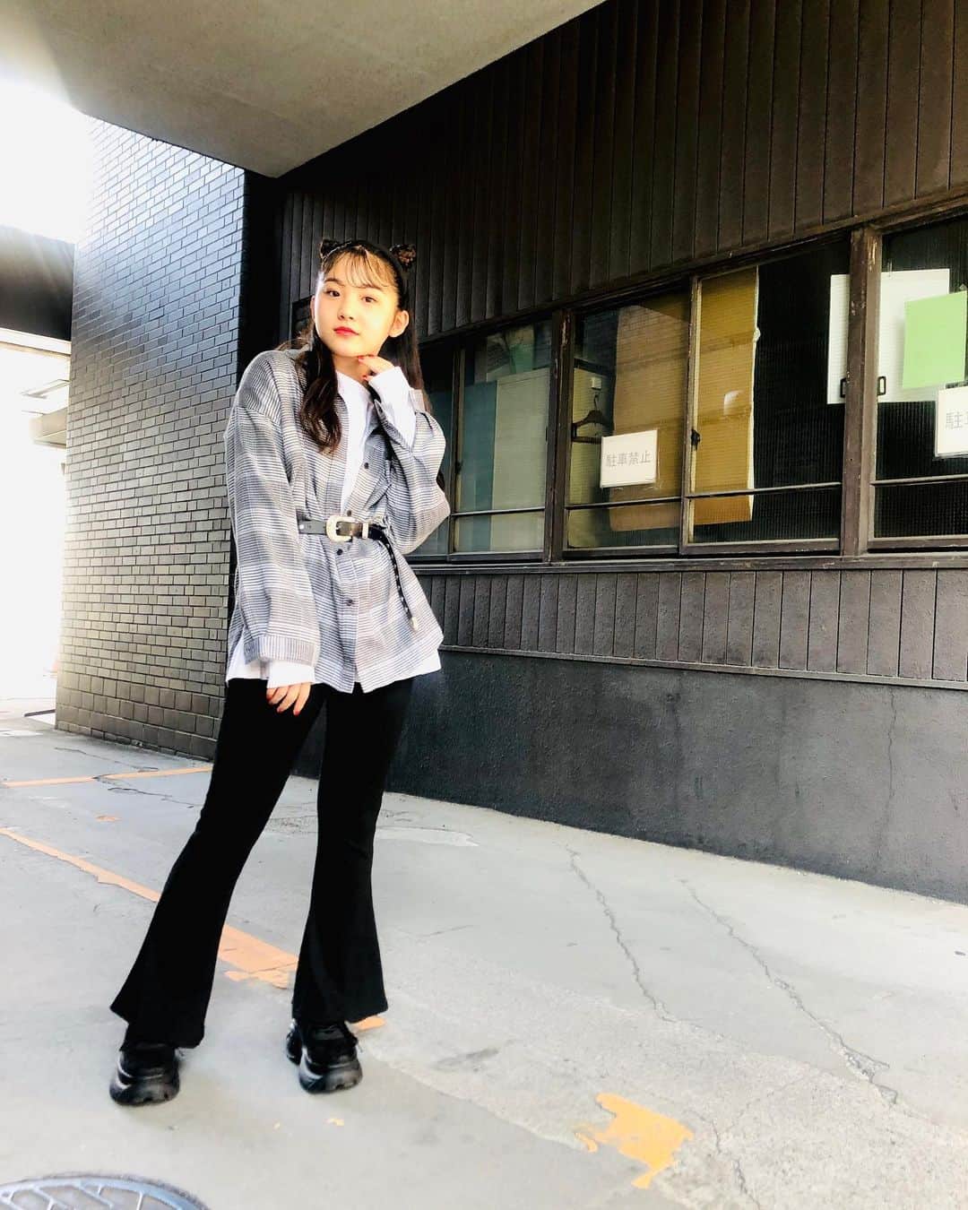 ニコ☆プチのインスタグラム：「💃🎶 ここぴが 45秒で何ができる？ 踊ってみたよ🙌💖  YouTubeチェックしてみてね！ コーデはぜんぶ私服💁🏻‍♀️ 安定のおしゃ💁🏻‍♀️✨  #井口虹姫」