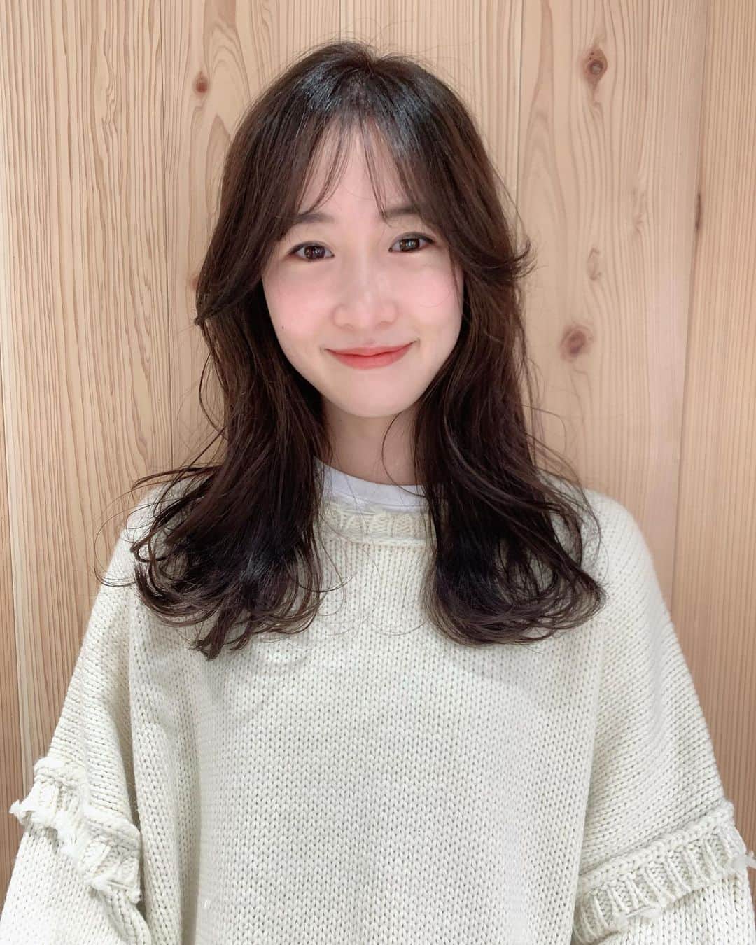 吉田友利恵のインスタグラム：「２０２０年もありがとうございます☺︎ あんなことがあったなぁ、こんなことがあったなぁ、と振り返る日です。 皆様本当に、大変お世話になりました◡̈ 良いお年をお迎えください〜！」