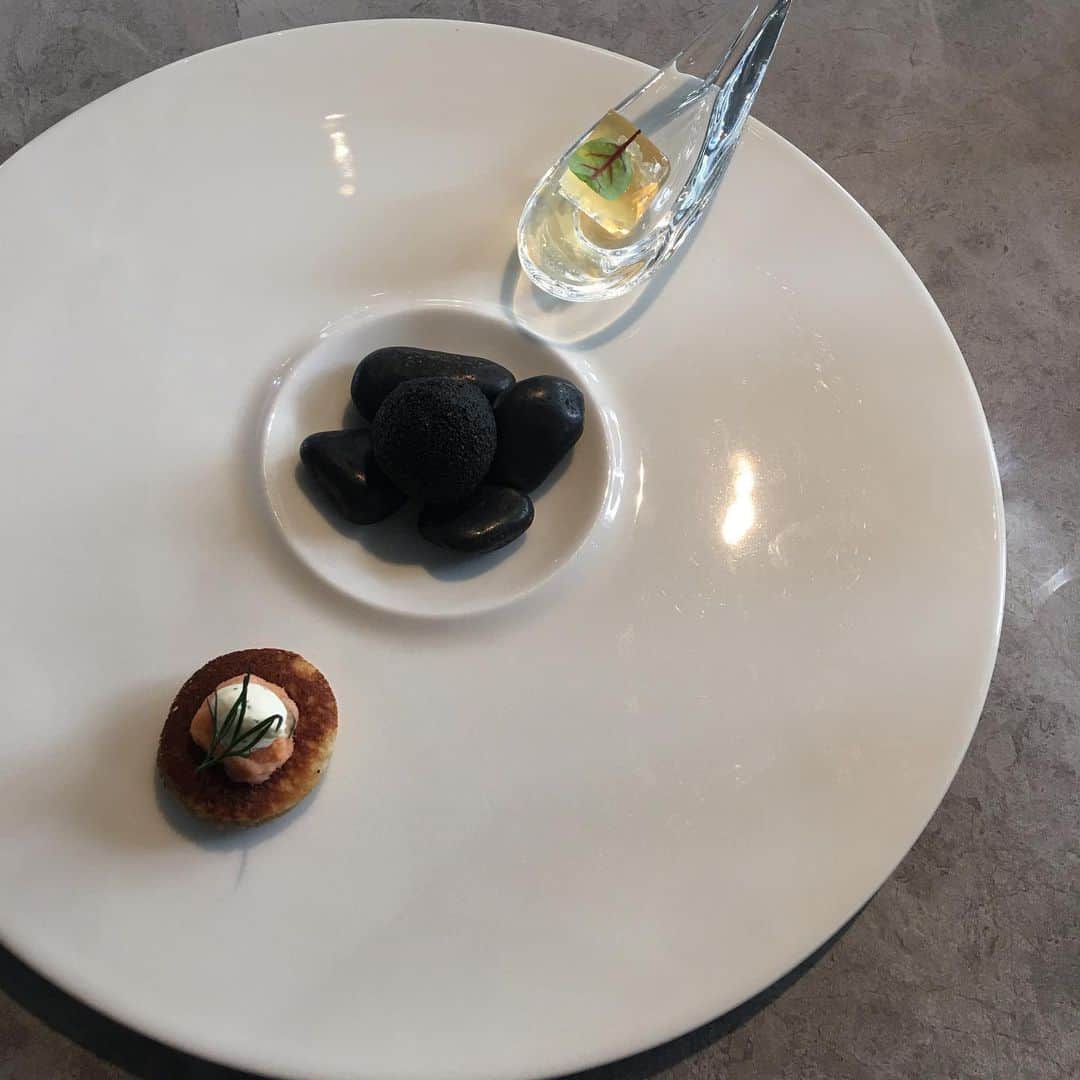 増山敬子さんのインスタグラム写真 - (増山敬子Instagram)「どれも美味しくてまた食べに行きたい💗  @sanmi_lab」12月31日 16時32分 - keikomasuyama